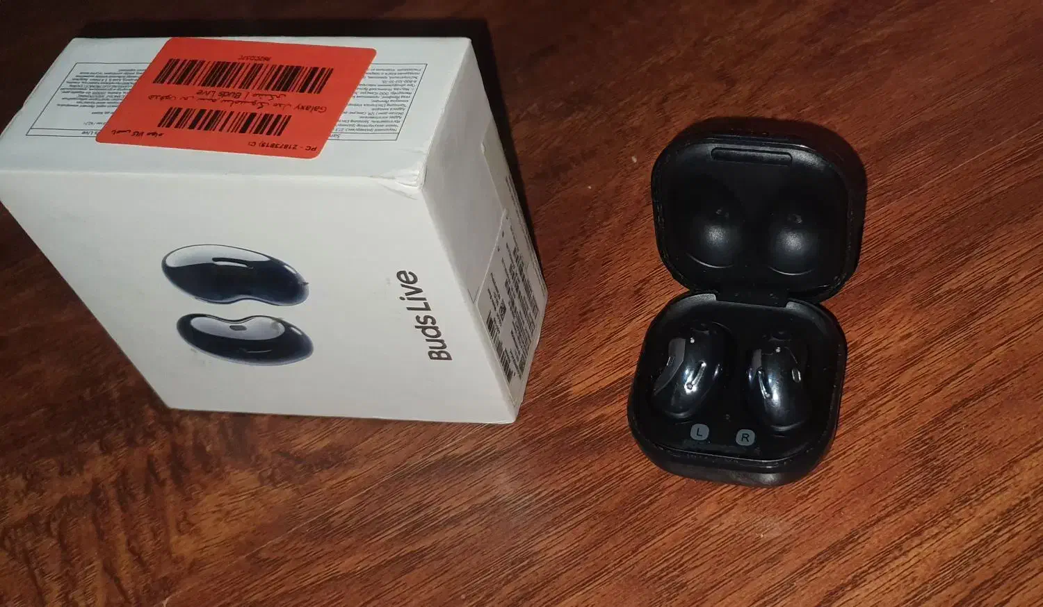 هندزفری بی‌سیم buds live|لوازم جانبی موبایل و تبلت|یزد, |دیوار