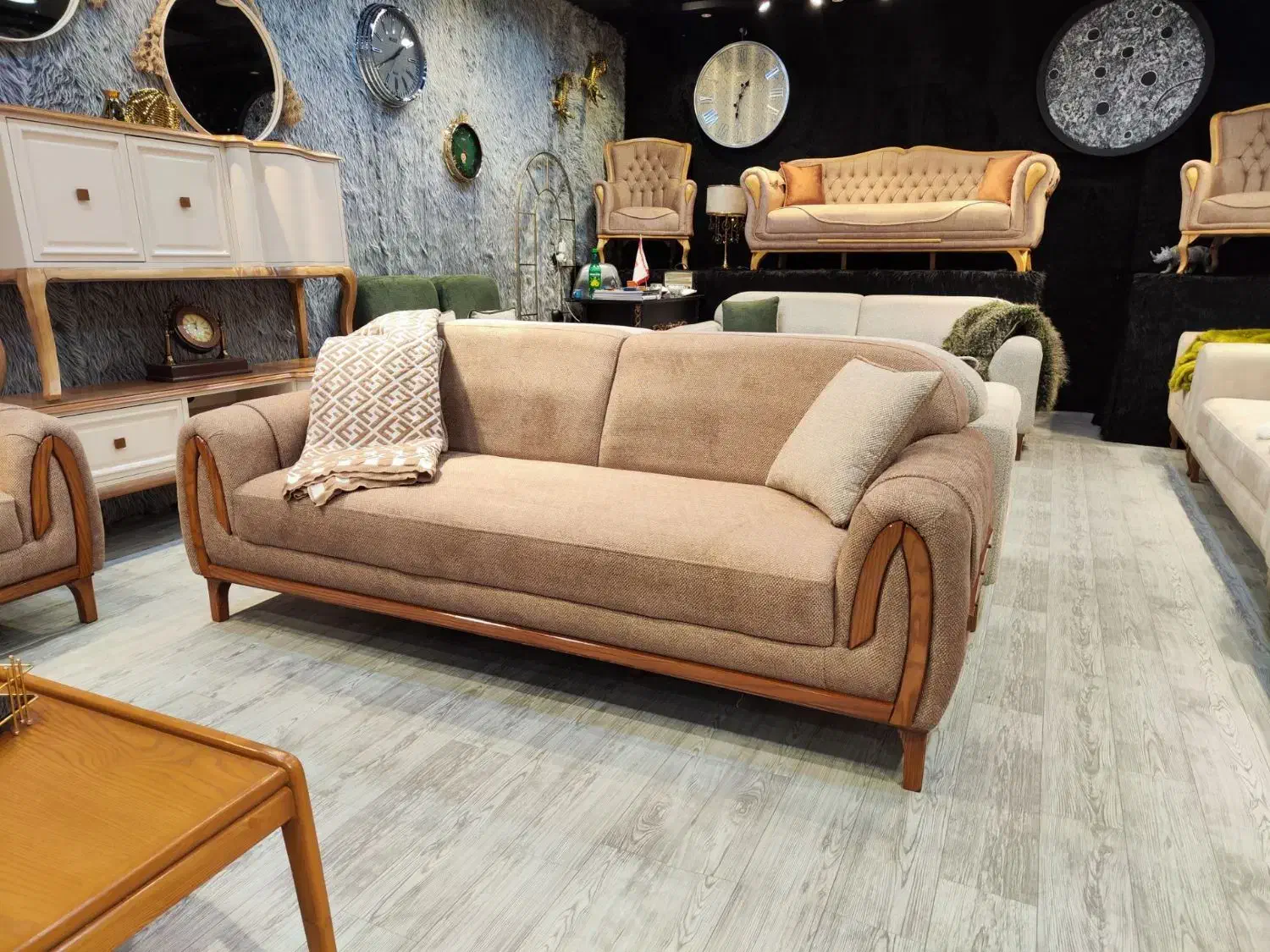 black.fridayفقط تا جمعه|مبلمان خانگی و میز عسلی|مشهد, امیر|دیوار