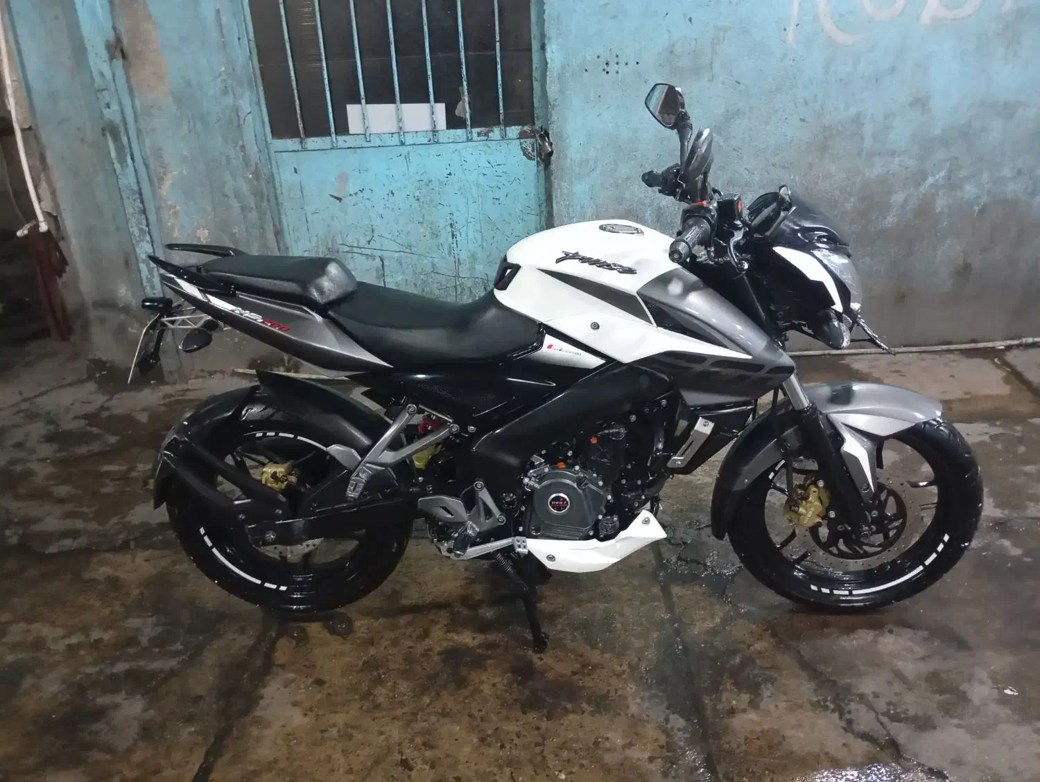 پالس ان اس ns200 مدل 1400|موتورسیکلت|تهران, چهارصد دستگاه|دیوار