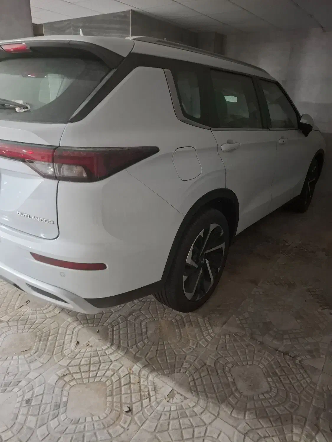 میتسوبیشی اوتلندر Pلاین|خودرو سواری و وانت|تهران, جمهوری|دیوار