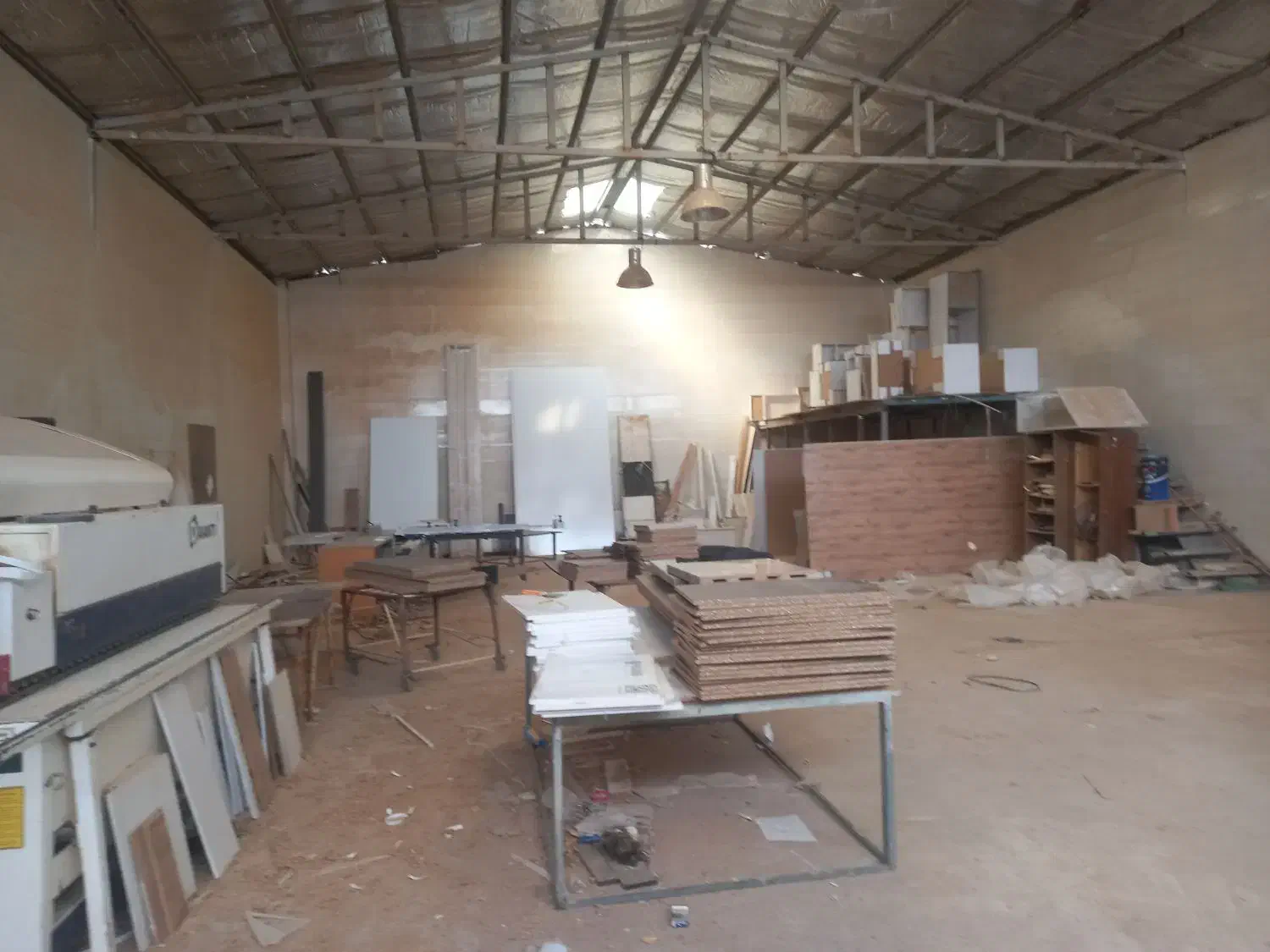 سالن فروشی|فروش دفتر صنعتی، کشاورزی، تجاری|یزد, |دیوار