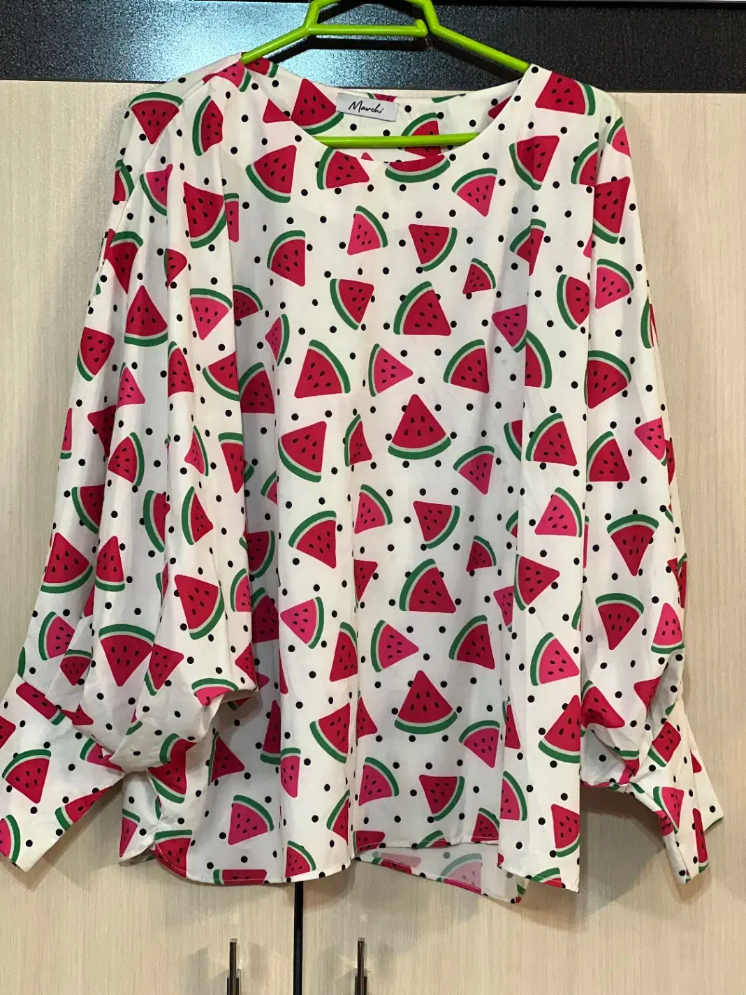 شومیز یلدایی|لباس|اصفهان, بهارستان|دیوار