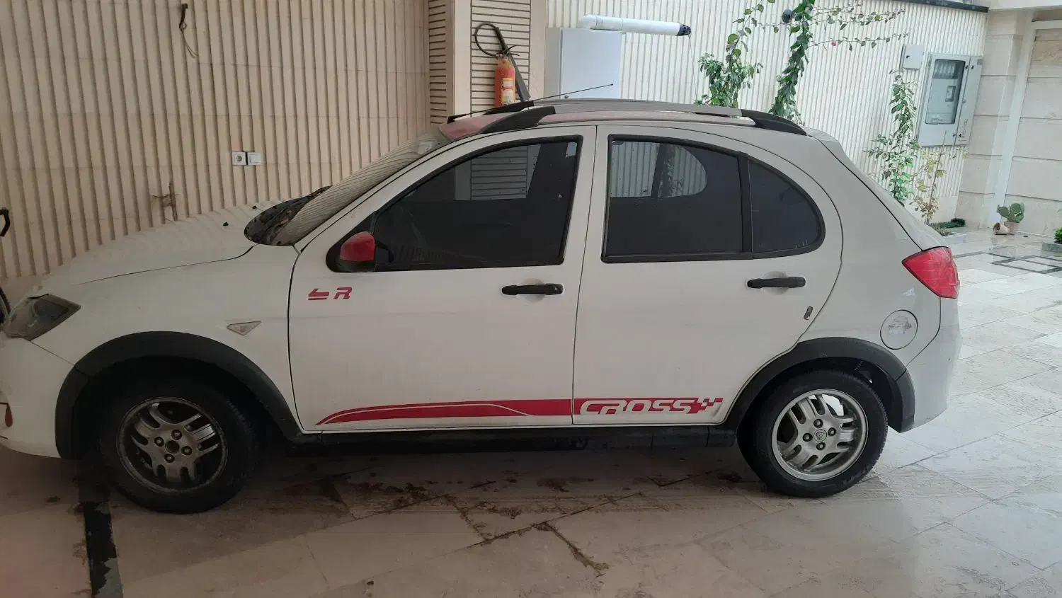 کوییک r مدل ۹۹|خودرو سواری و وانت|اصفهان, سروستان|دیوار