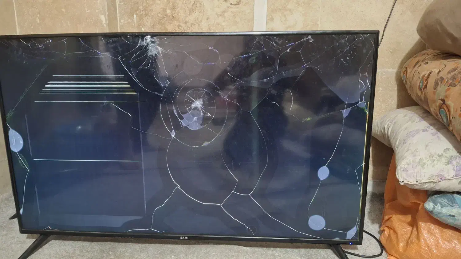 تلویزیون سام|تلویزیون و پروژکتور|چهارباغ, |دیوار