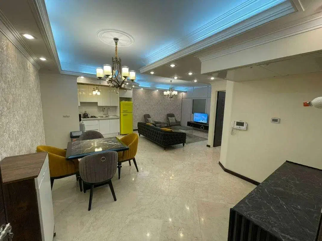 اپارتمان و سوئیت مبله با پارکینگ به صورت روزانه|اجارهٔ کوتاه‌مدت آپارتمان و سوئیت|کرمان, |دیوار