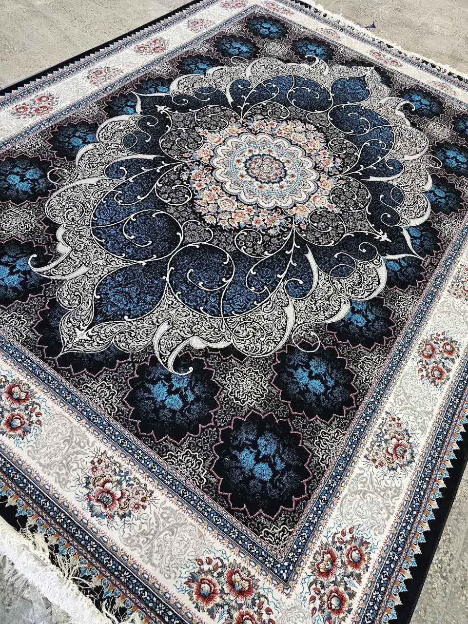 بزرگترین مجموعه طرح های فرش|فرش|شهرکرد, |دیوار