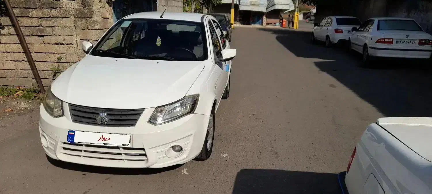 ساینا مدل 98|خودرو سواری و وانت|رشت, بازار|دیوار