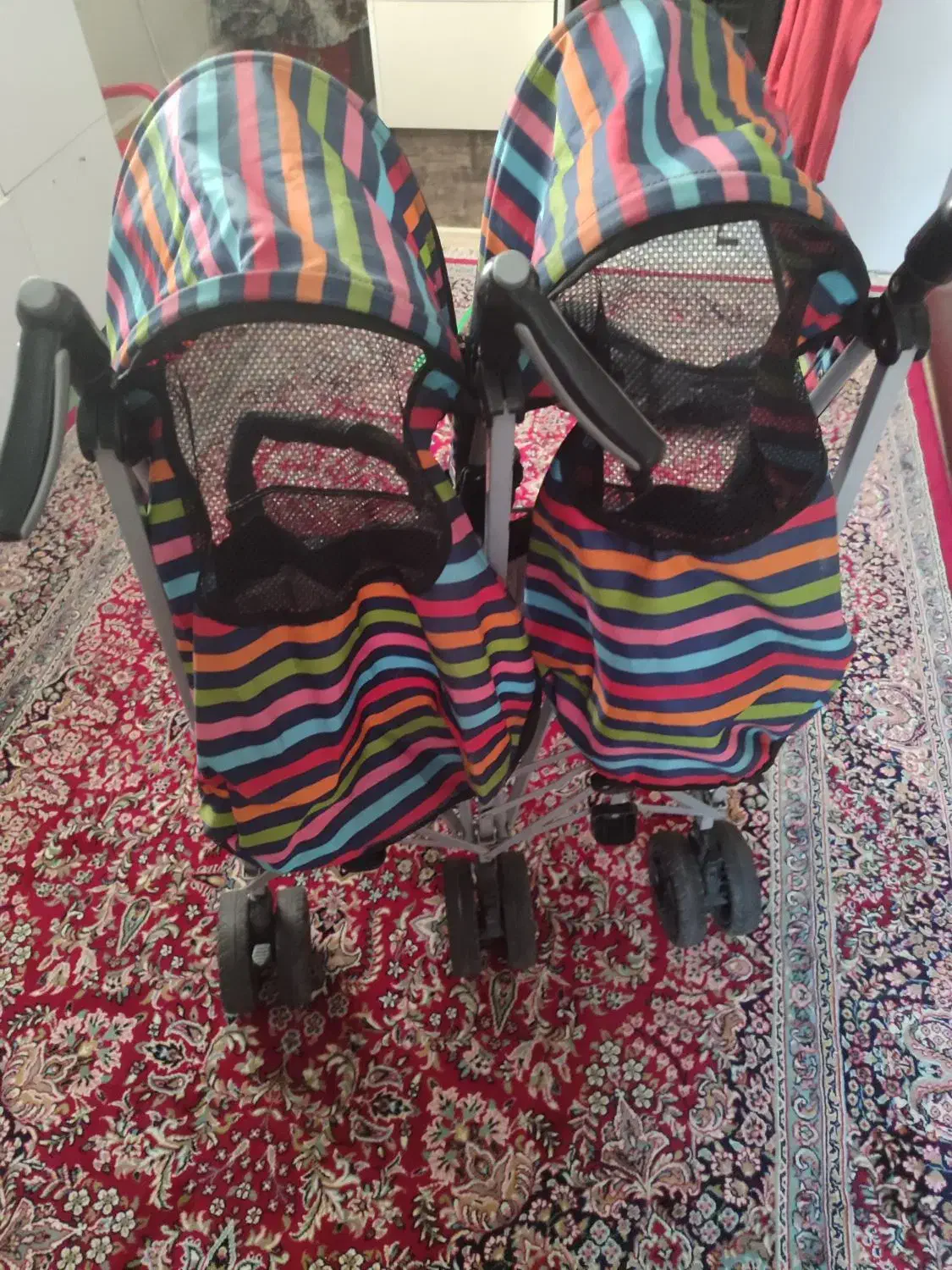 کالسکه دوقلو|کالسکه و لوازم جانبی|قدس, شهرقدس|دیوار