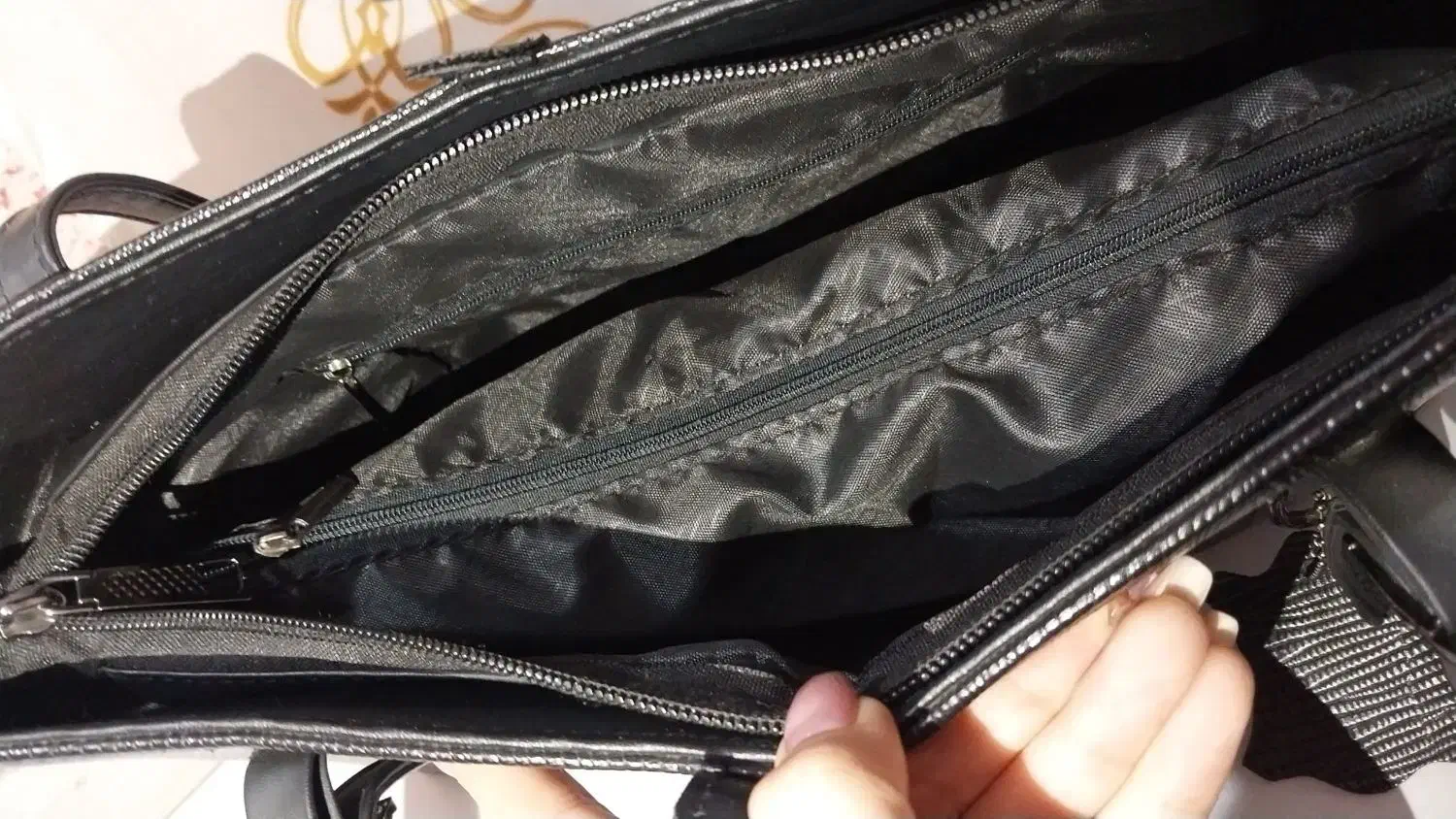 دو نمونه کیف رنگ چری و پوست ماری|کیف، کفش، کمربند|فسا, |دیوار