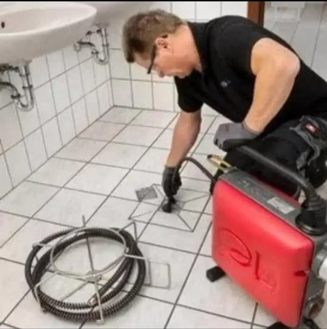 لوله بازکنی شبانه روزی۱۰۰٪تضمینی چاه بازکن فنرزن24|خدمات پیشه و مهارت|قم, شهرک قدس|دیوار