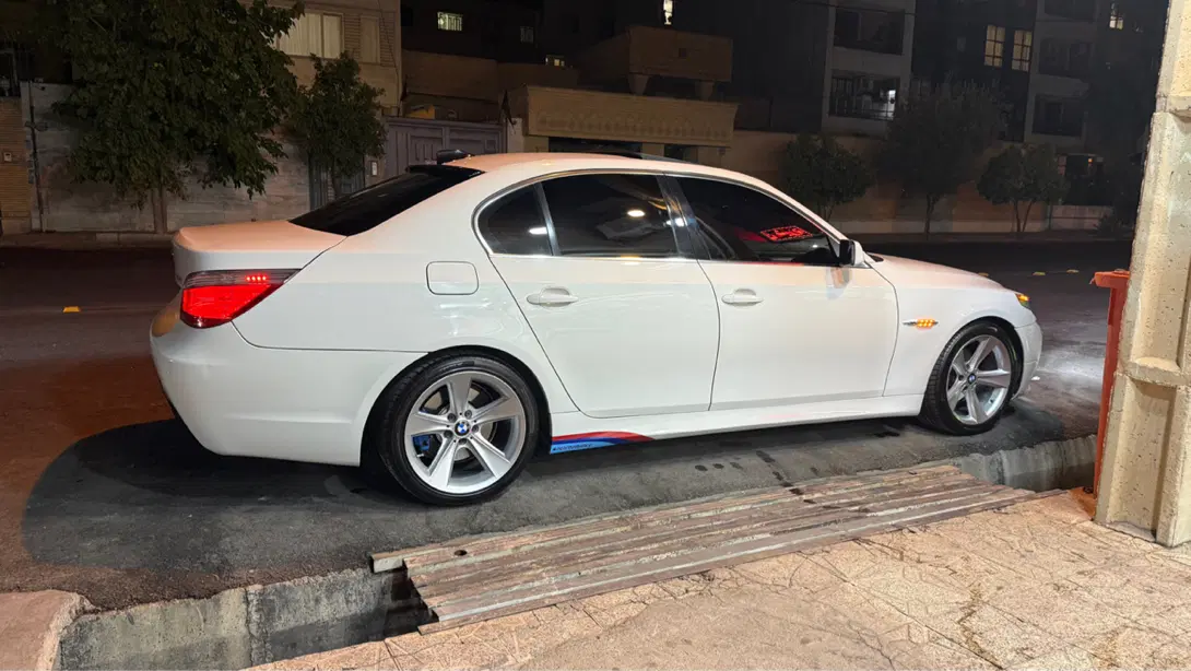 Bmw 525 i|خودرو سواری و وانت|شیراز, فرهنگ شهر|دیوار