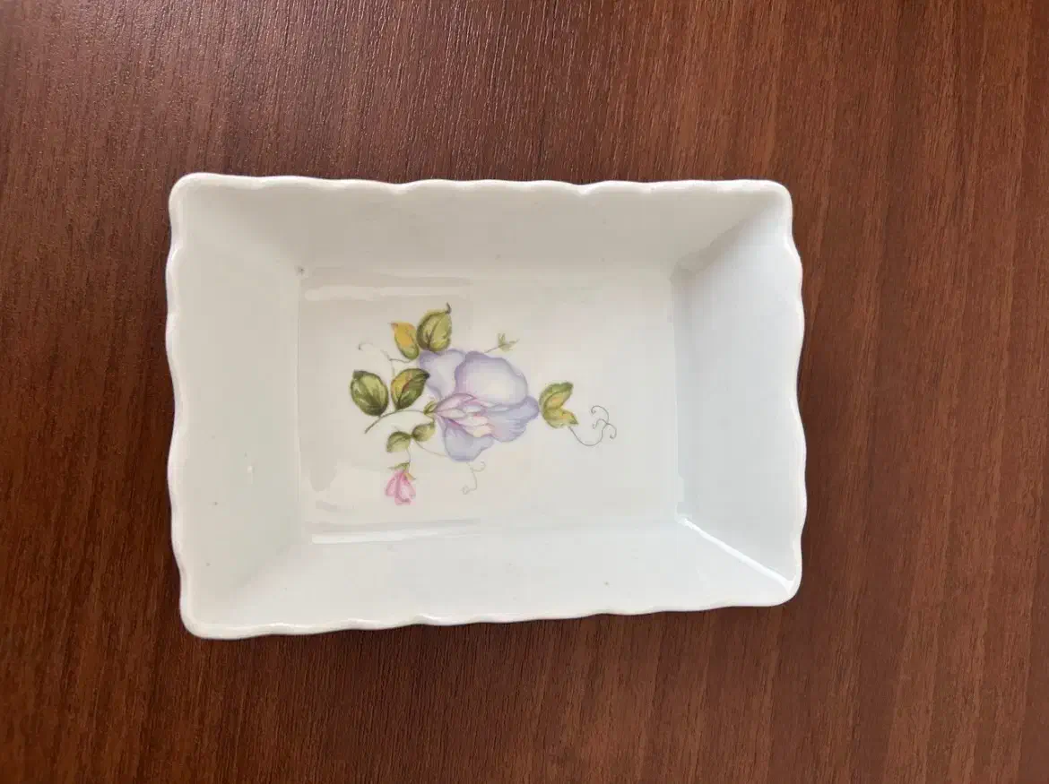 زیر سیگاری قدیمی در حد نو یالم|کلکسیون اشیاء عتیقه|بجنورد, |دیوار