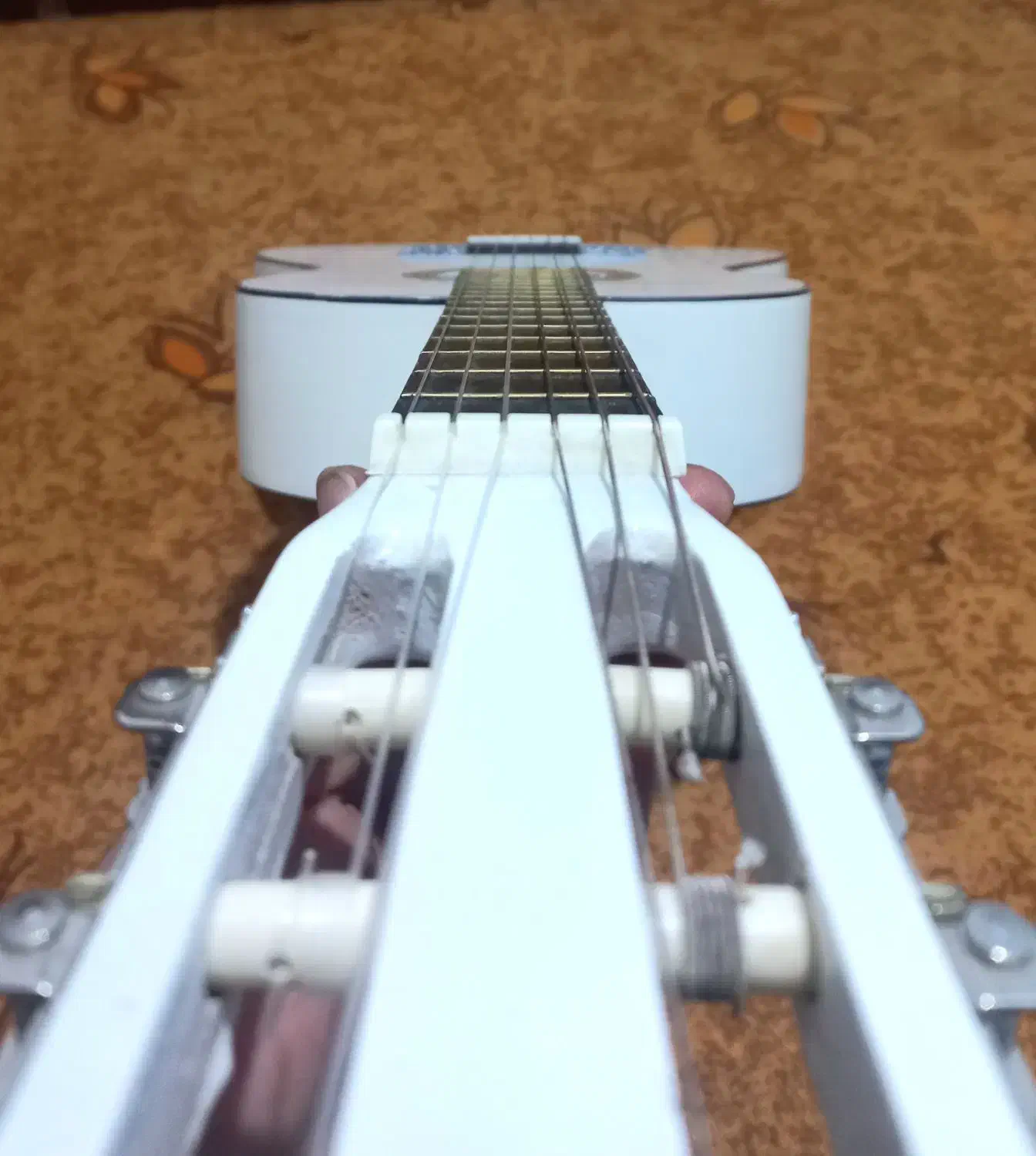 گیتار ventura|گیتار، بیس، امپلیفایر|کامیاران, |دیوار