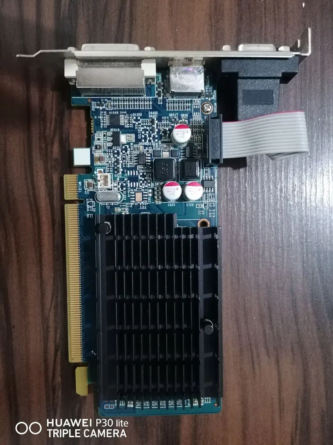 CPU AMD Radeon HD 5450 1GB|قطعات و لوازم جانبی رایانه|شیراز, سعدیه شمالی|دیوار