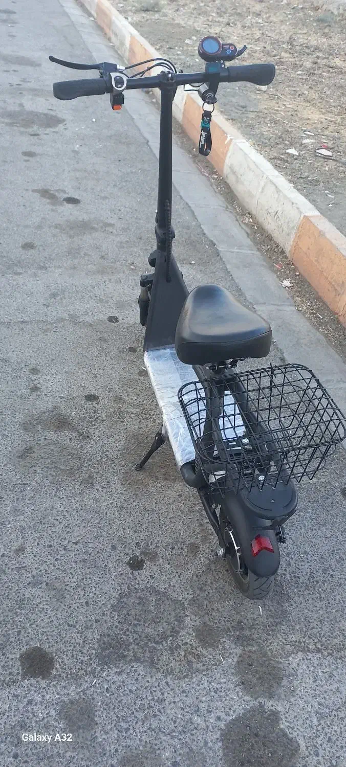 اسکوتر برقی X4 روهان موتور|دوچرخه، اسکیت، اسکوتر|سنندج, |دیوار