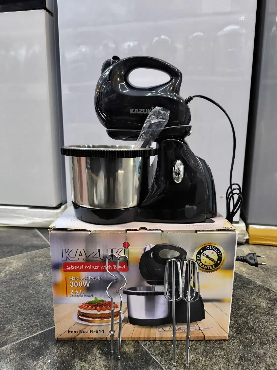 همزن کاسه دار 2ونیم لیتری کازوکی 5 سرعت ضمانت دار|خردکن، آسیاب، غذاساز|مشهد, طلاب|دیوار