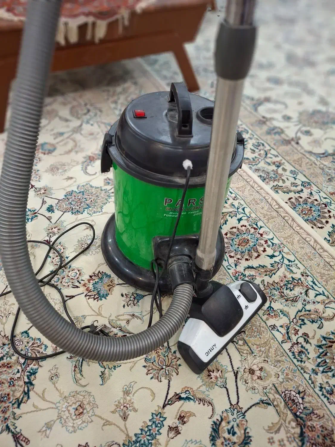 جاروبرقی|جاروبرقی، جارو شارژی، بخارشو|همدان, |دیوار