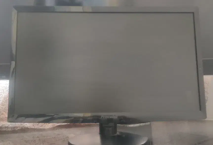 مانیتور 21 Princeton|قطعات و لوازم جانبی رایانه|پرند, فاز ۶|دیوار