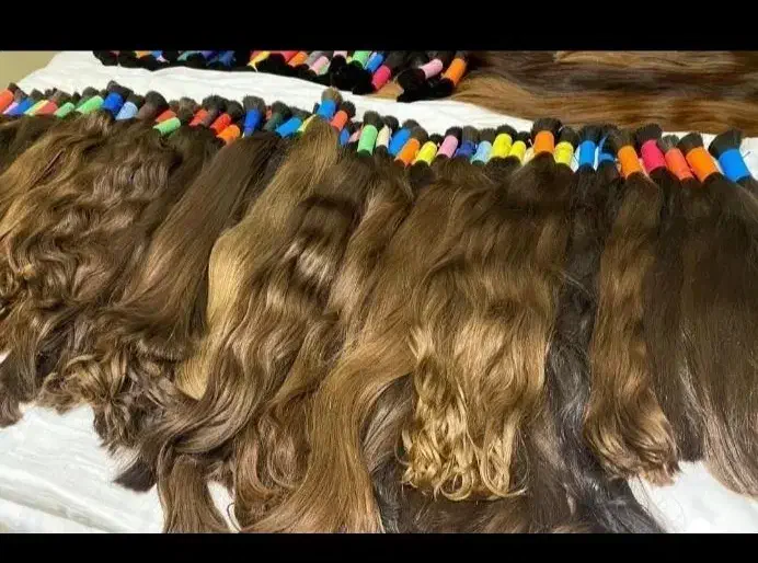 خریدار موی طبیعی بانوان بالای ۶۰ سانت حضوری|خدمات آرایشگری و زیبایی|سردرود, |دیوار