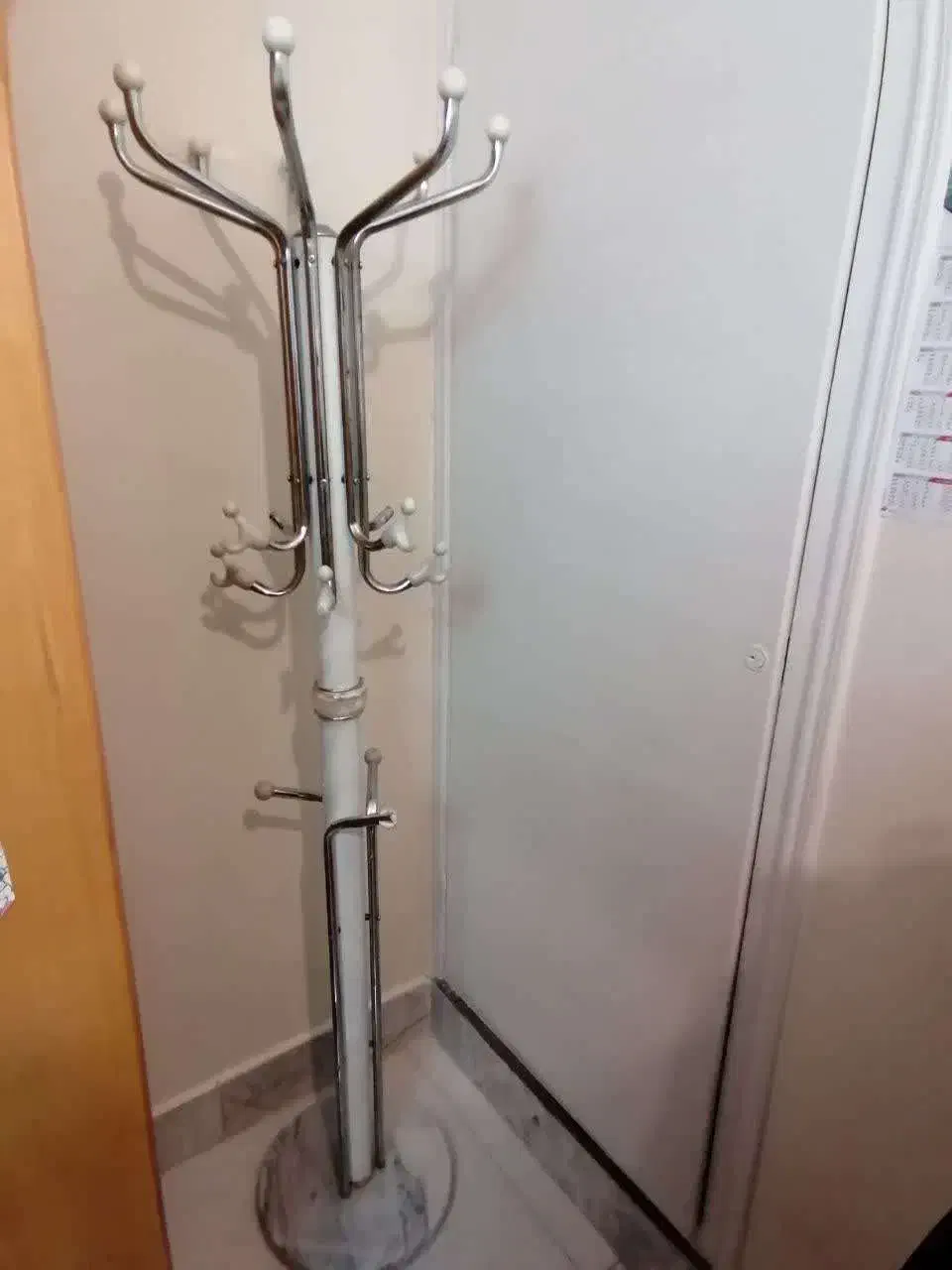 جالباسی رخت آویز چوب لباسی|بندرخت و رختآویز|اصفهان, طامه|دیوار