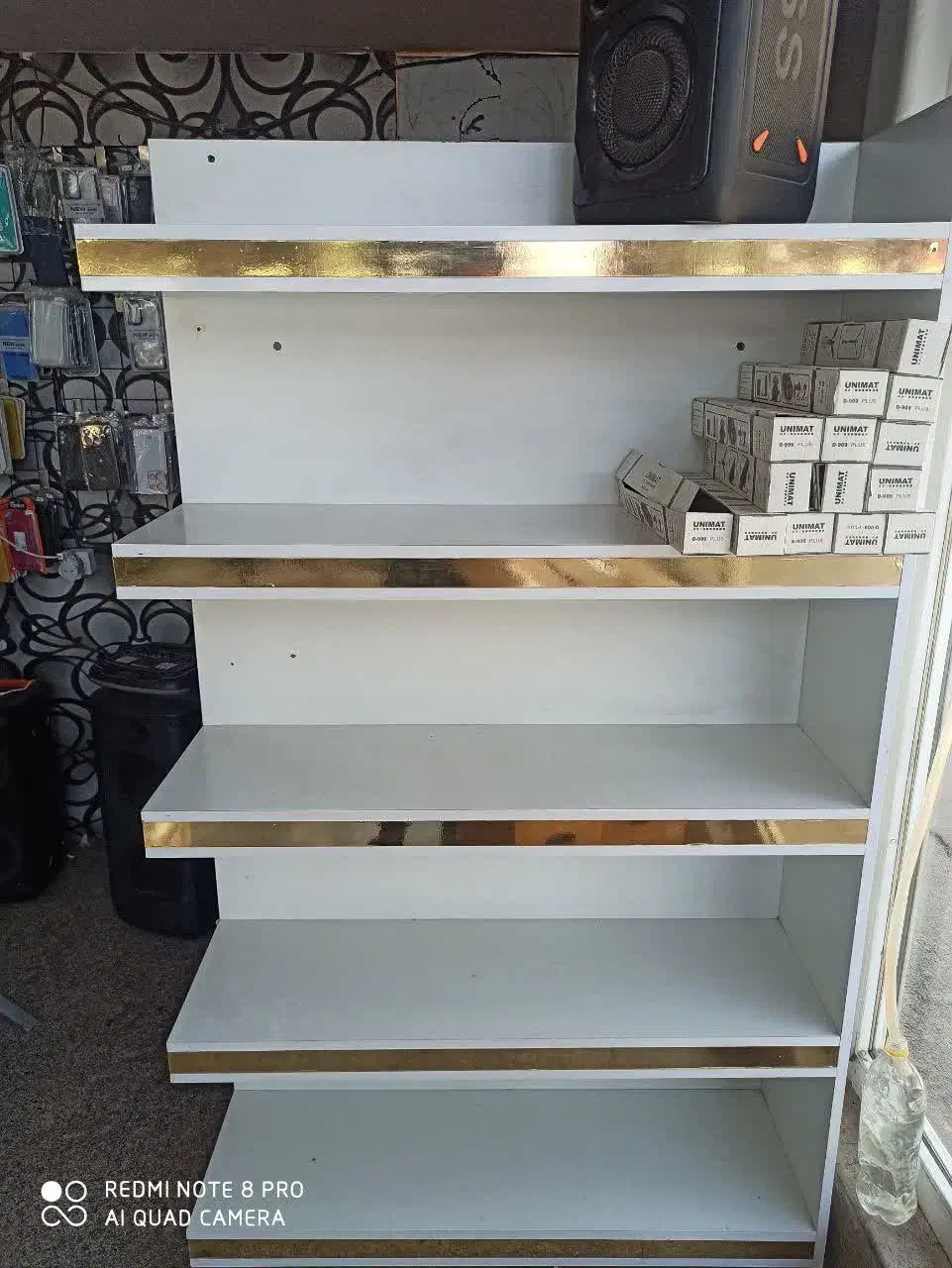 فروش دکوراسیون مغازه موبایل فروشی|فروشگاه و مغازه|خمینی‌شهر, |دیوار