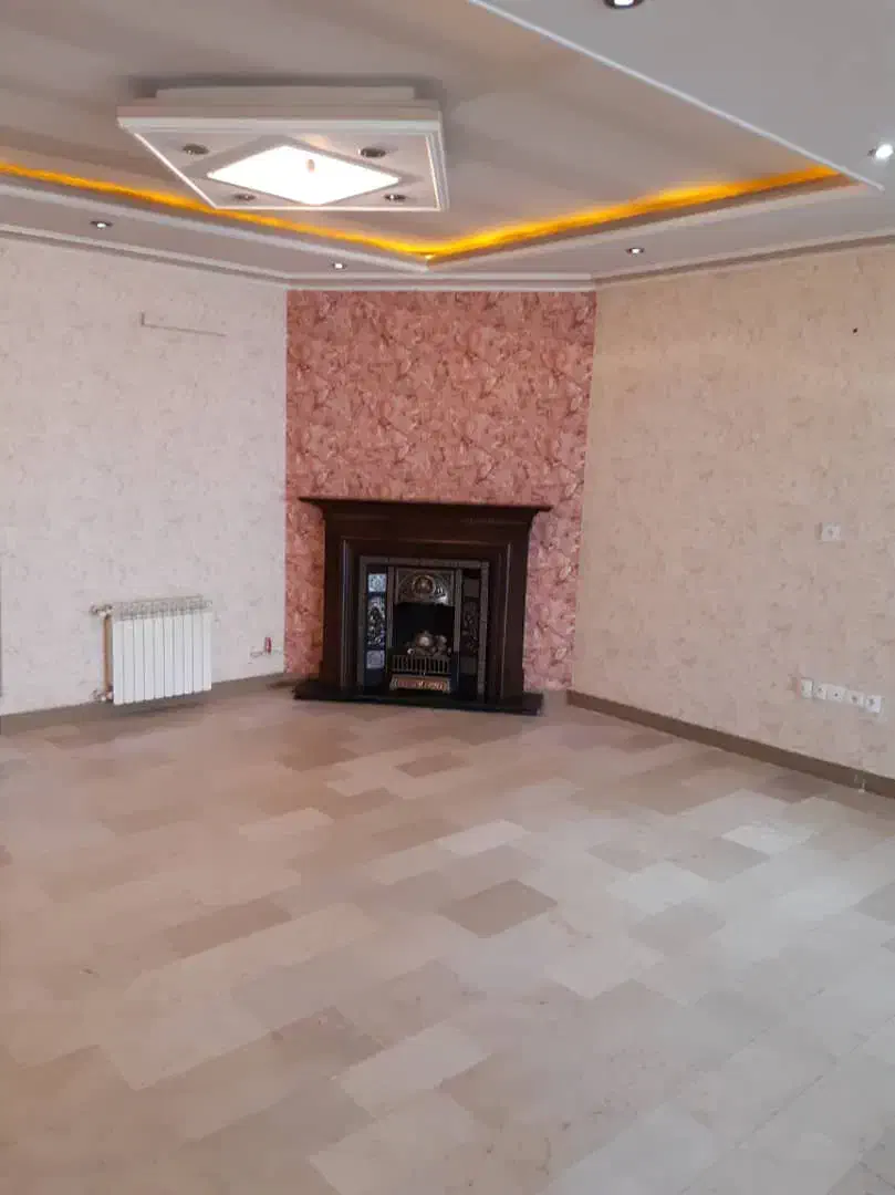 اجاره ۱۳۰ متری/شخصی ساز/تک واحدی/شهرک راه آهن