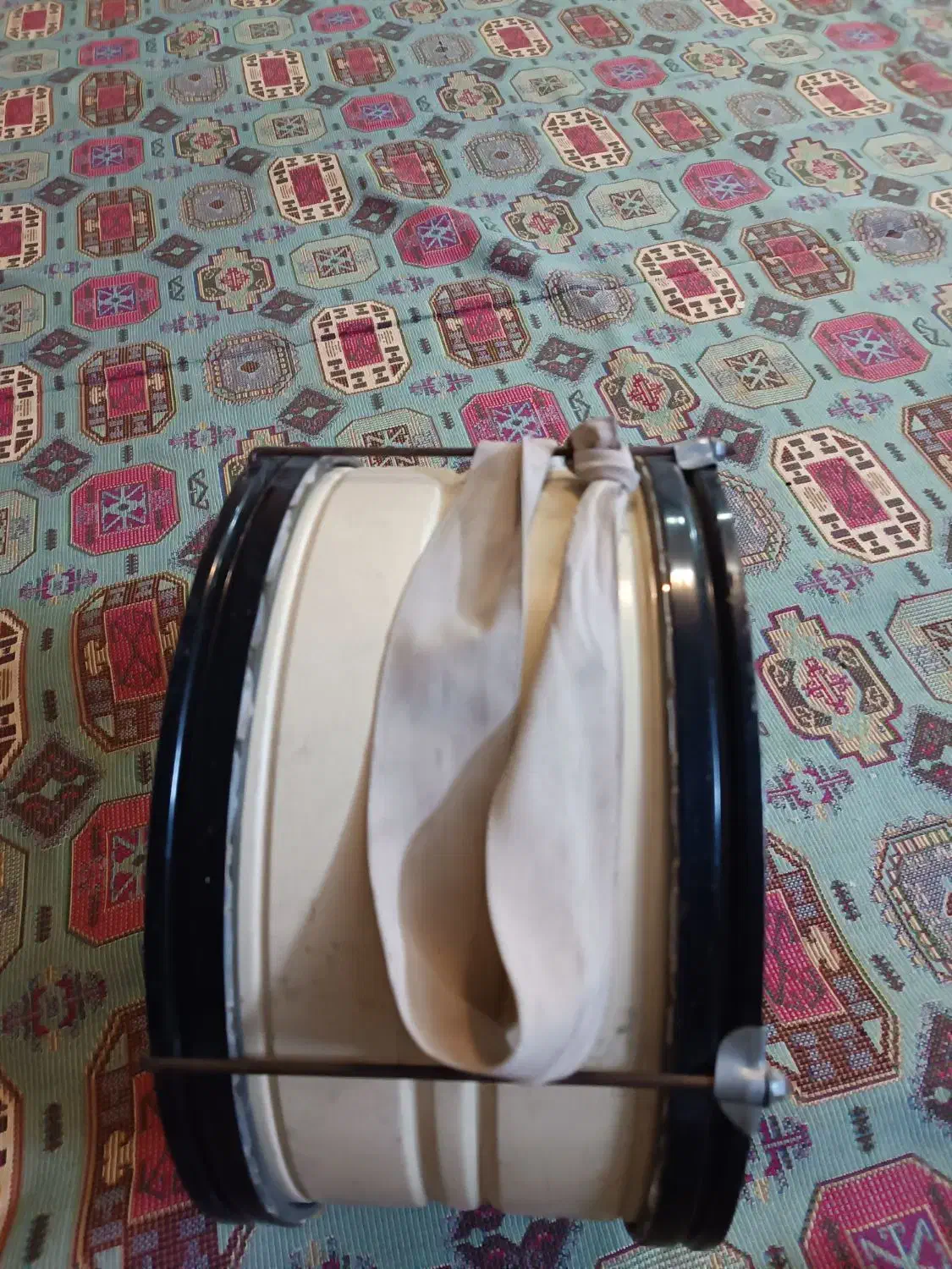 تبل یاماها|درام و پرکاشن|همدان, |دیوار