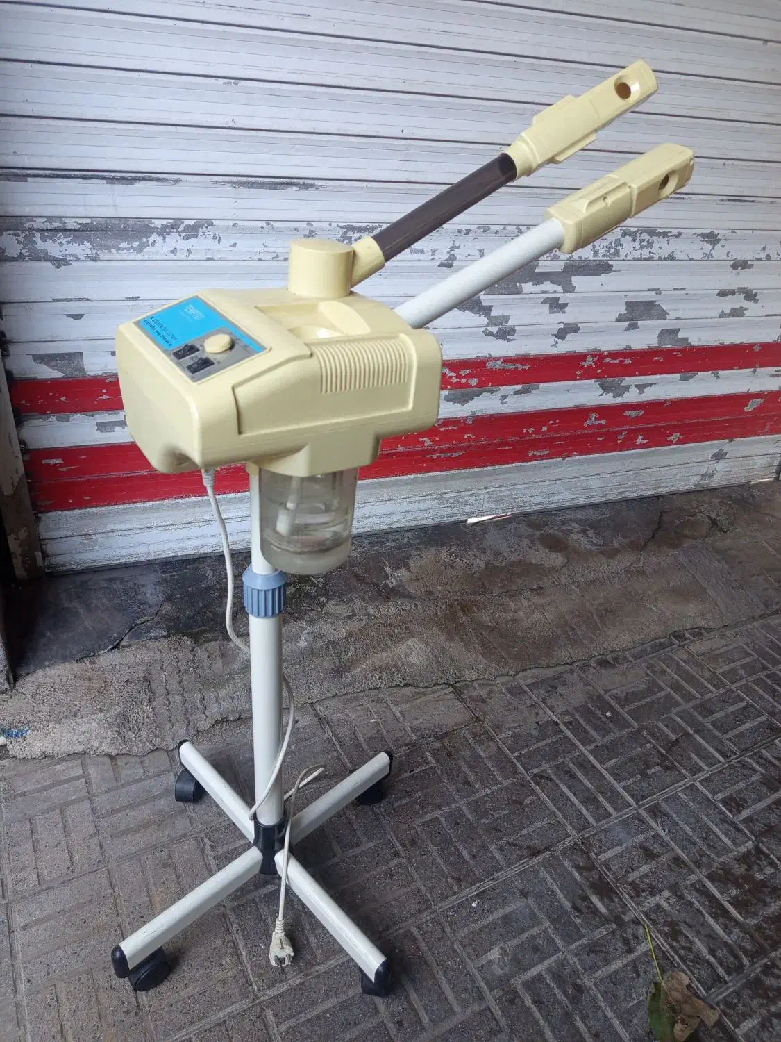 دستگاه بخور و تخت پاکسازی|آرایشی، بهداشتی، درمانی|سنگر, |دیوار