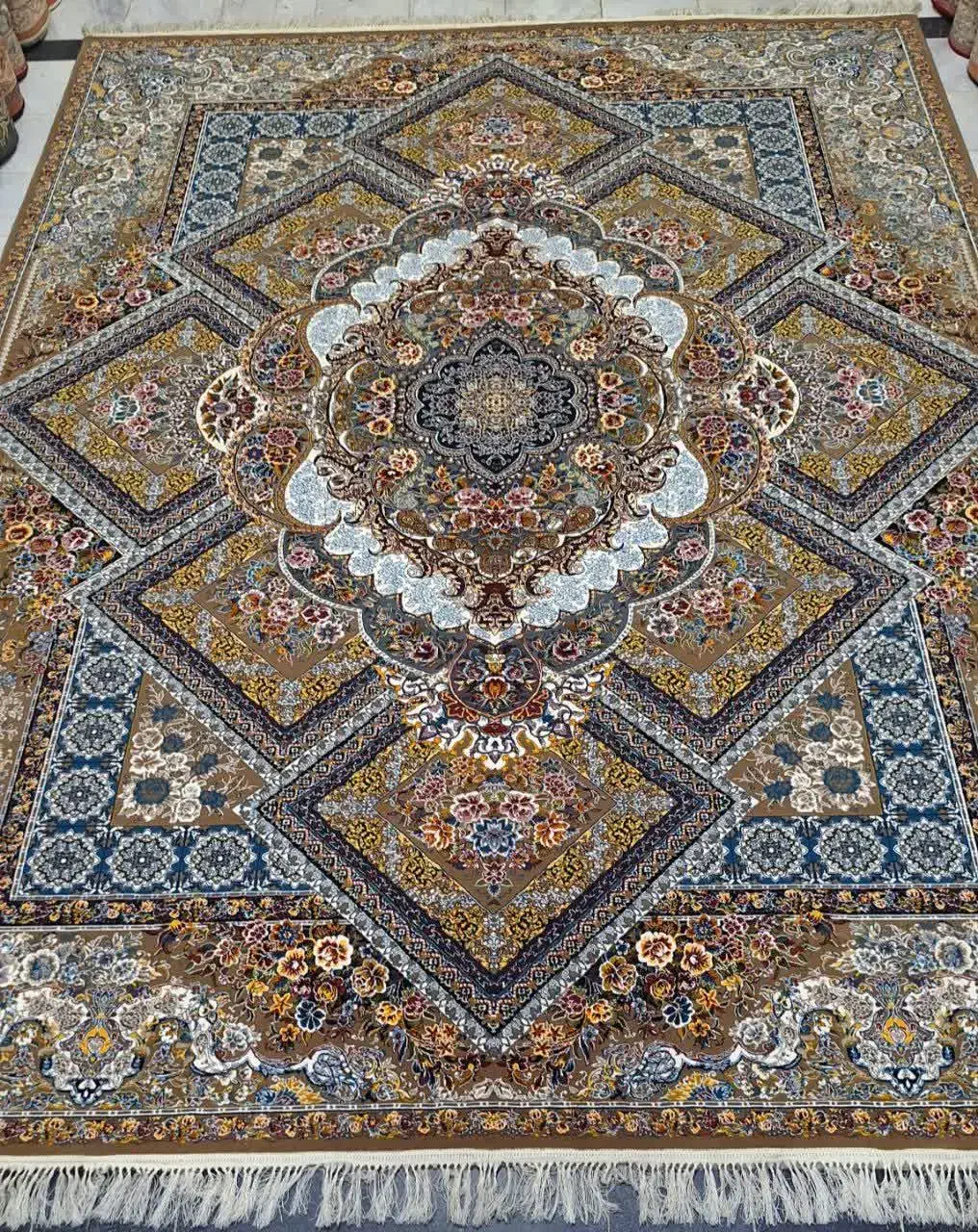 فرش دوازده متری اکبند|فرش|قائن, |دیوار