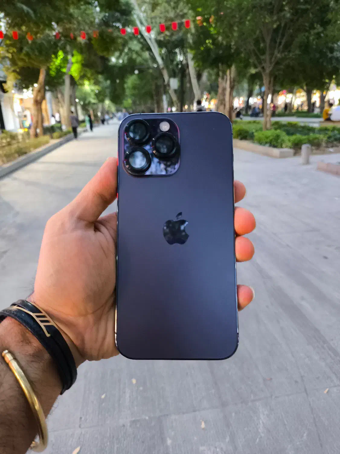 ایفون ۱۴ پرومکس ریجستر شده باطری ۹۰ بدون خطو خش|موبایل|اصفهان, خلجا|دیوار