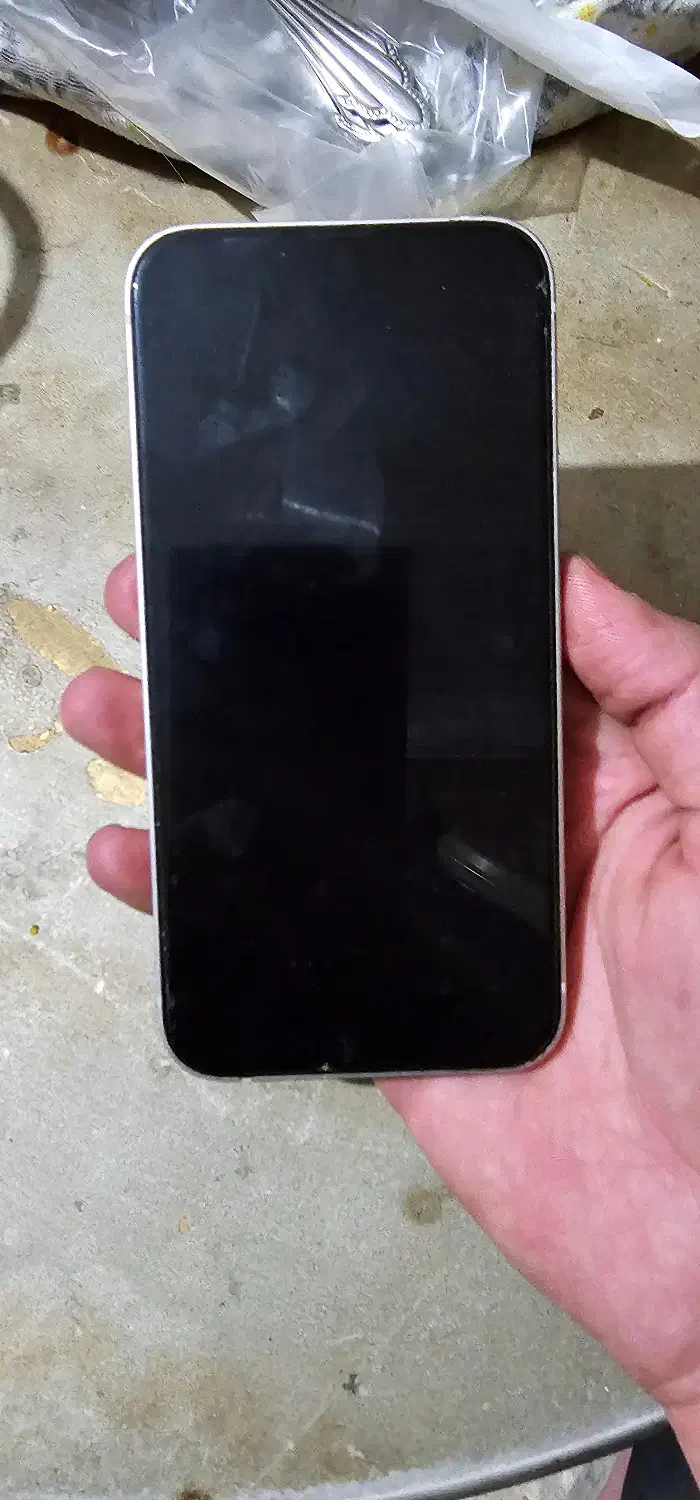 ایفون ۱۳ نرما سالم بی خط و خش|موبایل|پاکدشت, شهرک انقلاب|دیوار