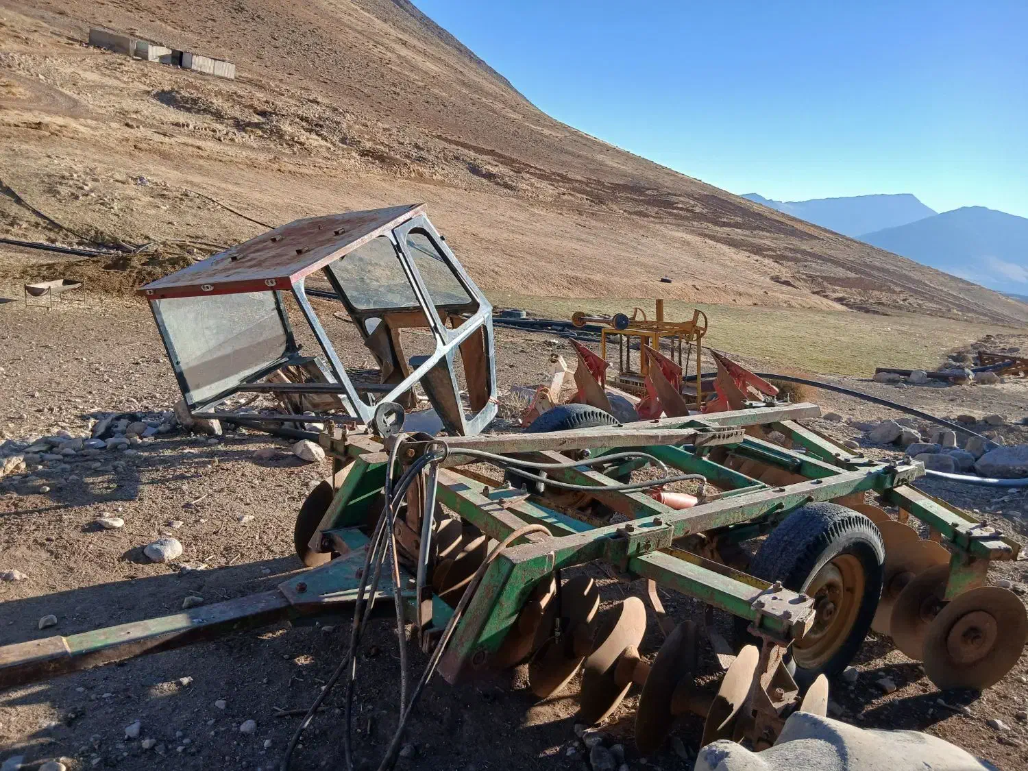 دیکس ۲۲|ماشین‌آلات صنعتی|الیگودرز, |دیوار