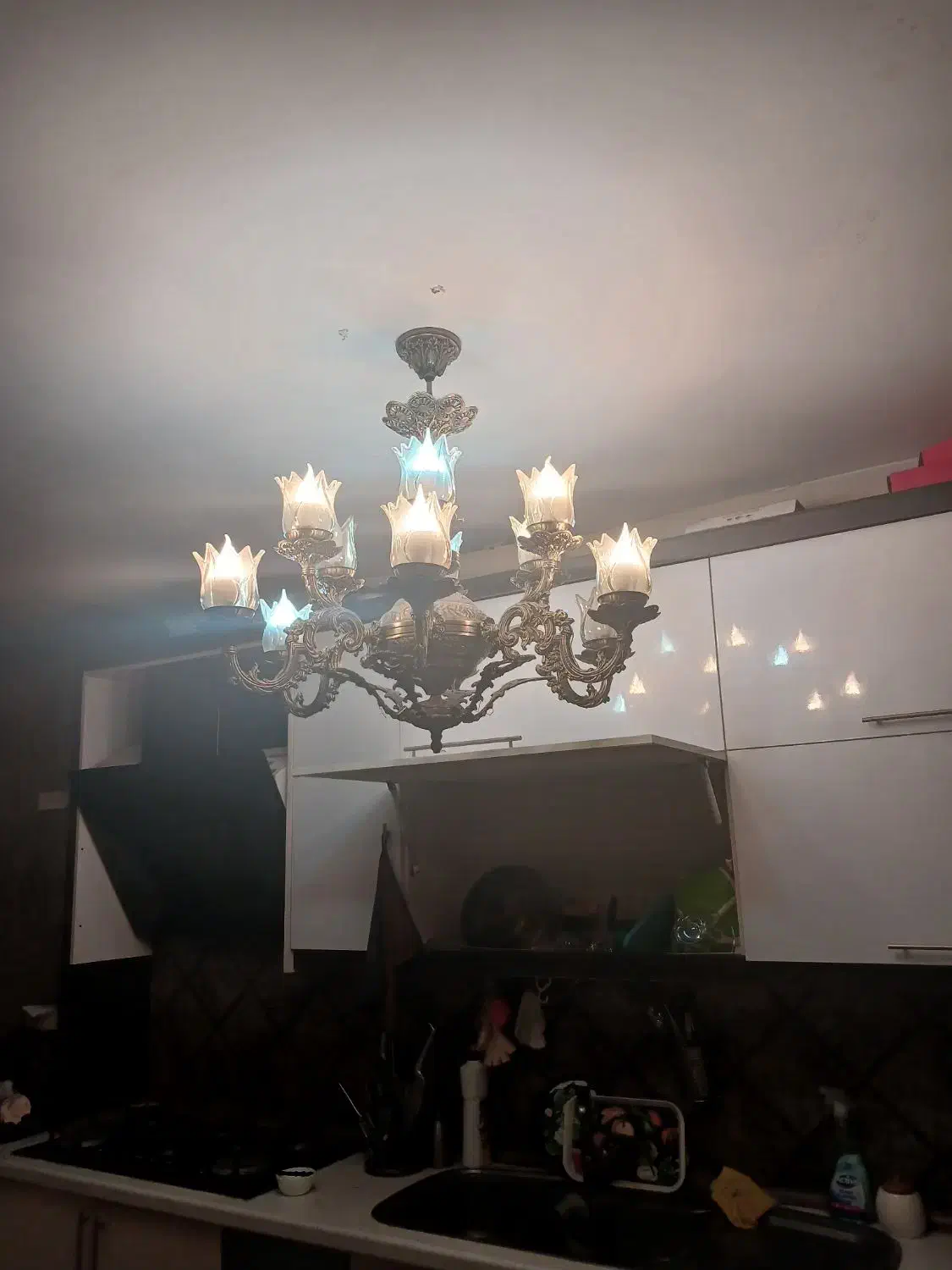 لوستر ۱۲ شعله|لوستر و چراغ آویز|مشهد, چهارچشمه|دیوار