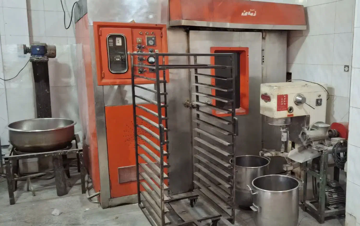 فروش وسایل کارگاه قنادی|فروشگاه و مغازه|شهرضا, |دیوار