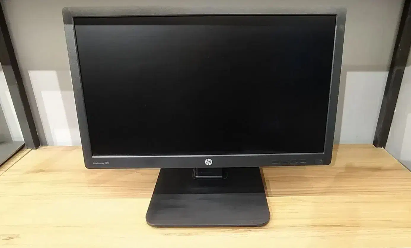 مانیتور 23 اینچ  HP E232 پورت HDMI پنل IPS|قطعات و لوازم جانبی رایانه|بجنورد, |دیوار
