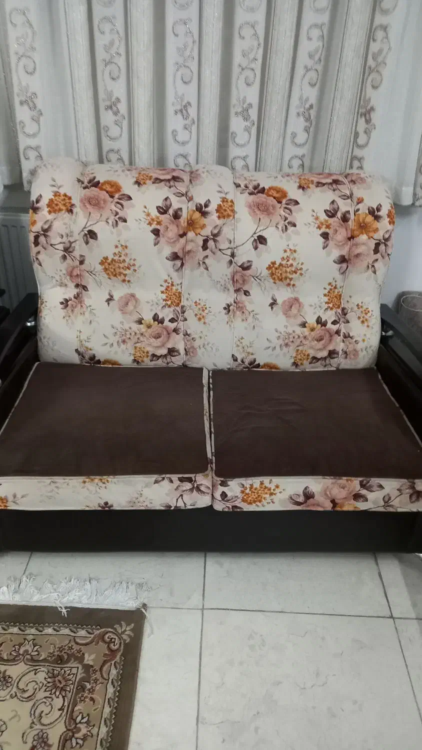 راحتی|مبلمان خانگی و میز عسلی|قم, شهدا|دیوار