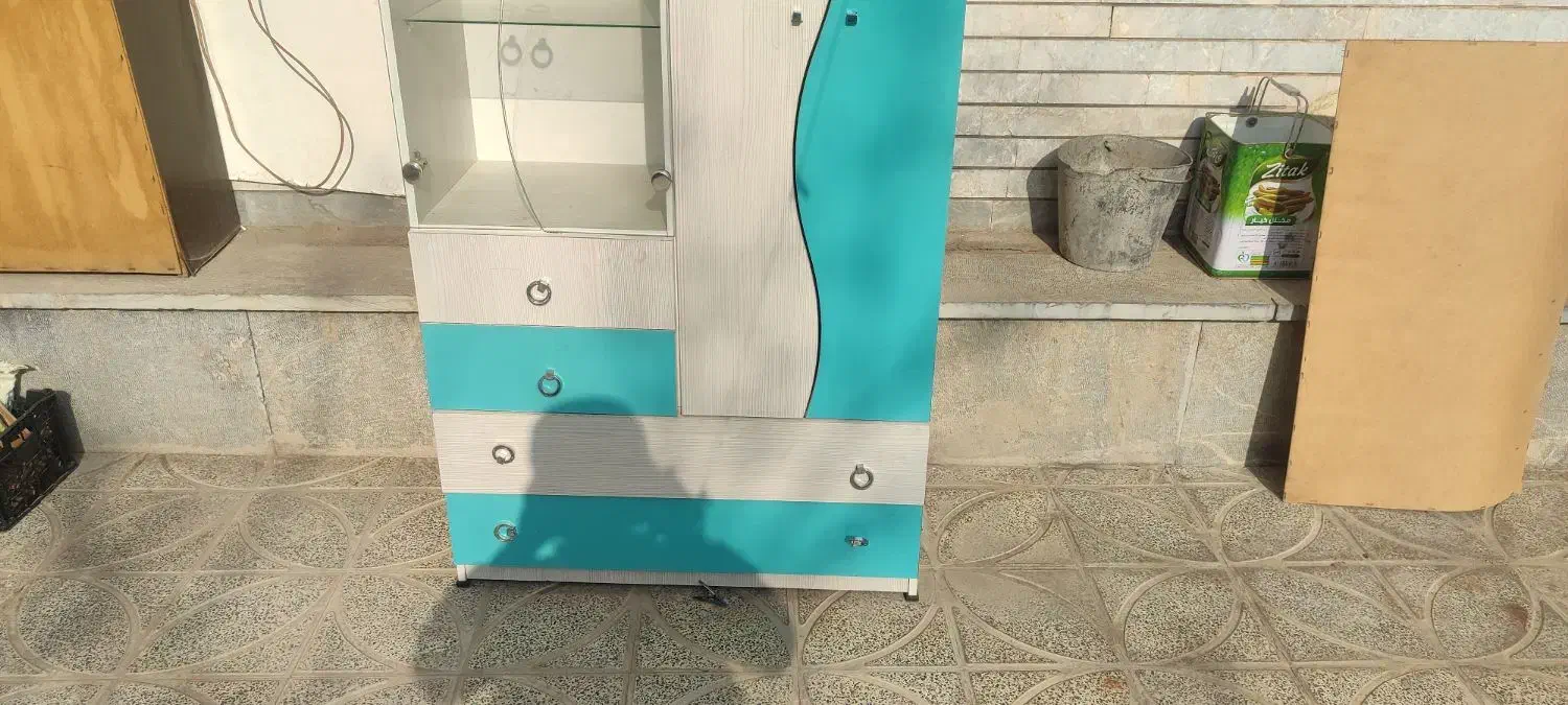 کمد|جاکفشی، کمد، دراور|نجف‌آباد, یزدانشهر|دیوار