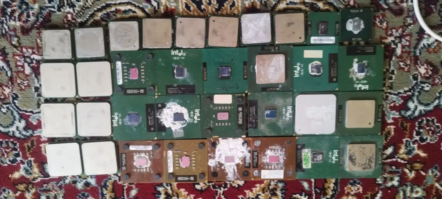 34 عدد پردازنده های پین دار طلایی|قطعات و لوازم جانبی رایانه|مشهد, شهرآرا|دیوار