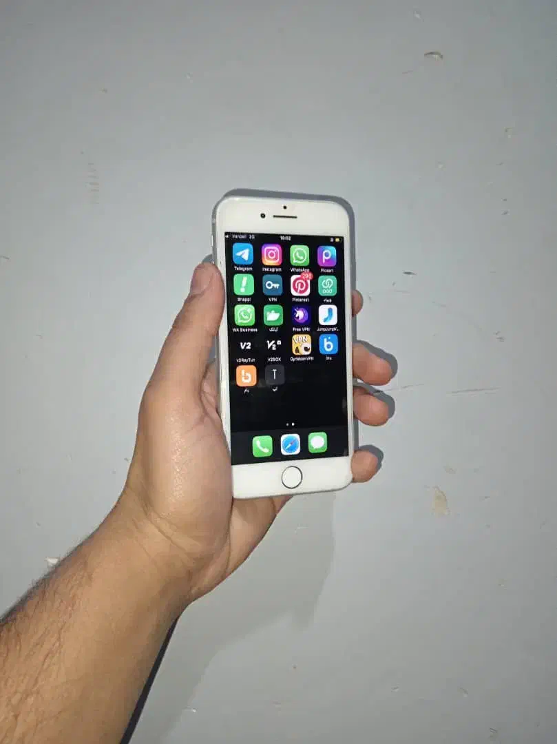 iPhone 8|موبایل|اهواز, گلستان|دیوار