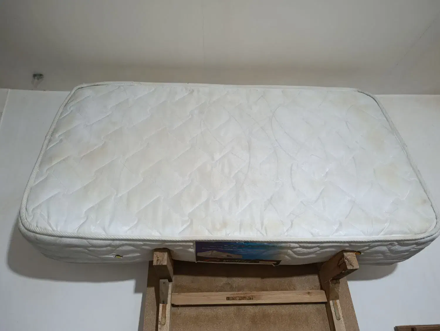 خوشخواب طبی|تشک تختخواب|بجنورد, |دیوار