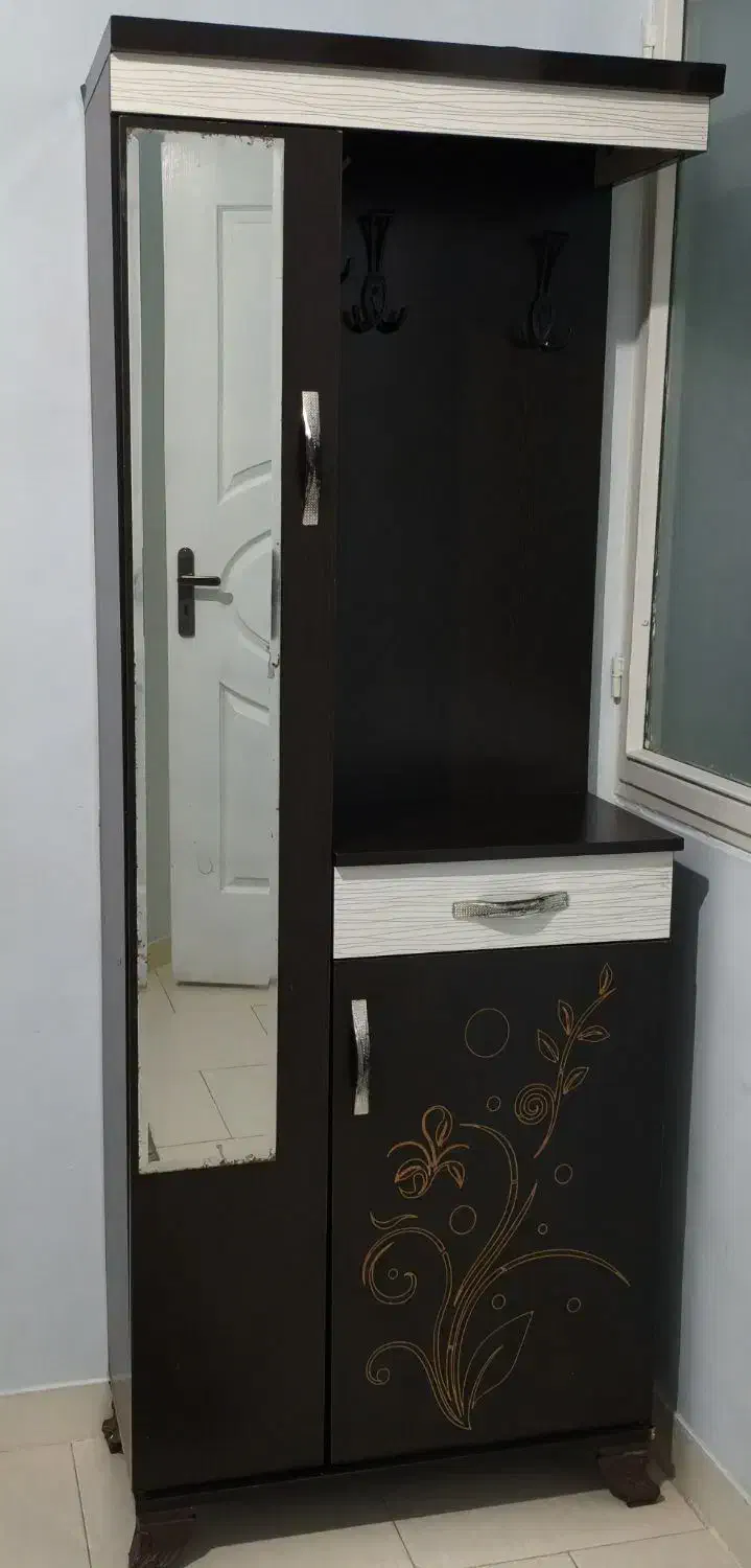 جاه کفشی|جاکفشی، کمد، دراور|قدس, شهرقدس|دیوار