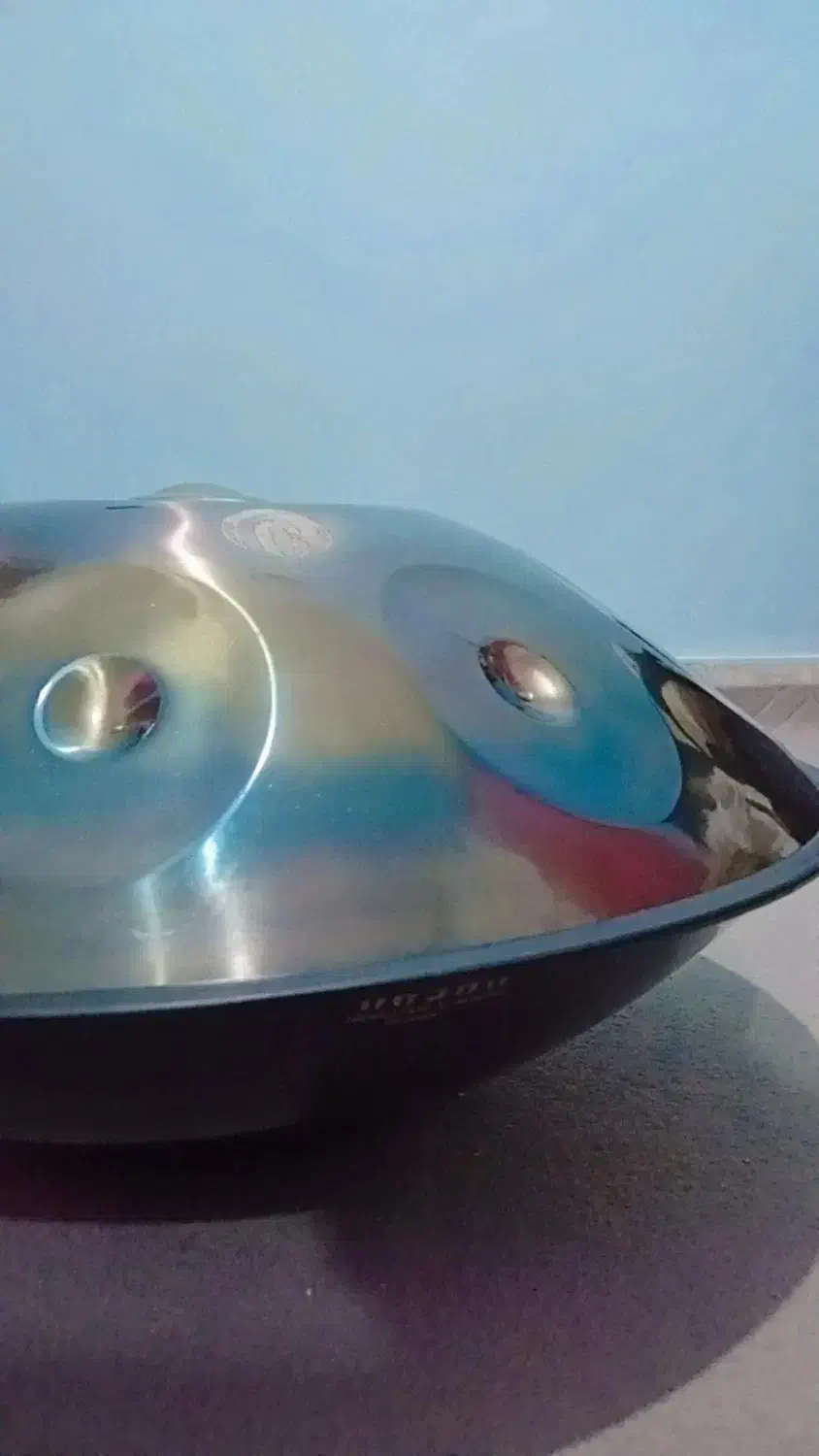 هنگدارم|درام و پرکاشن|کرج, اصفهانی‌ها|دیوار