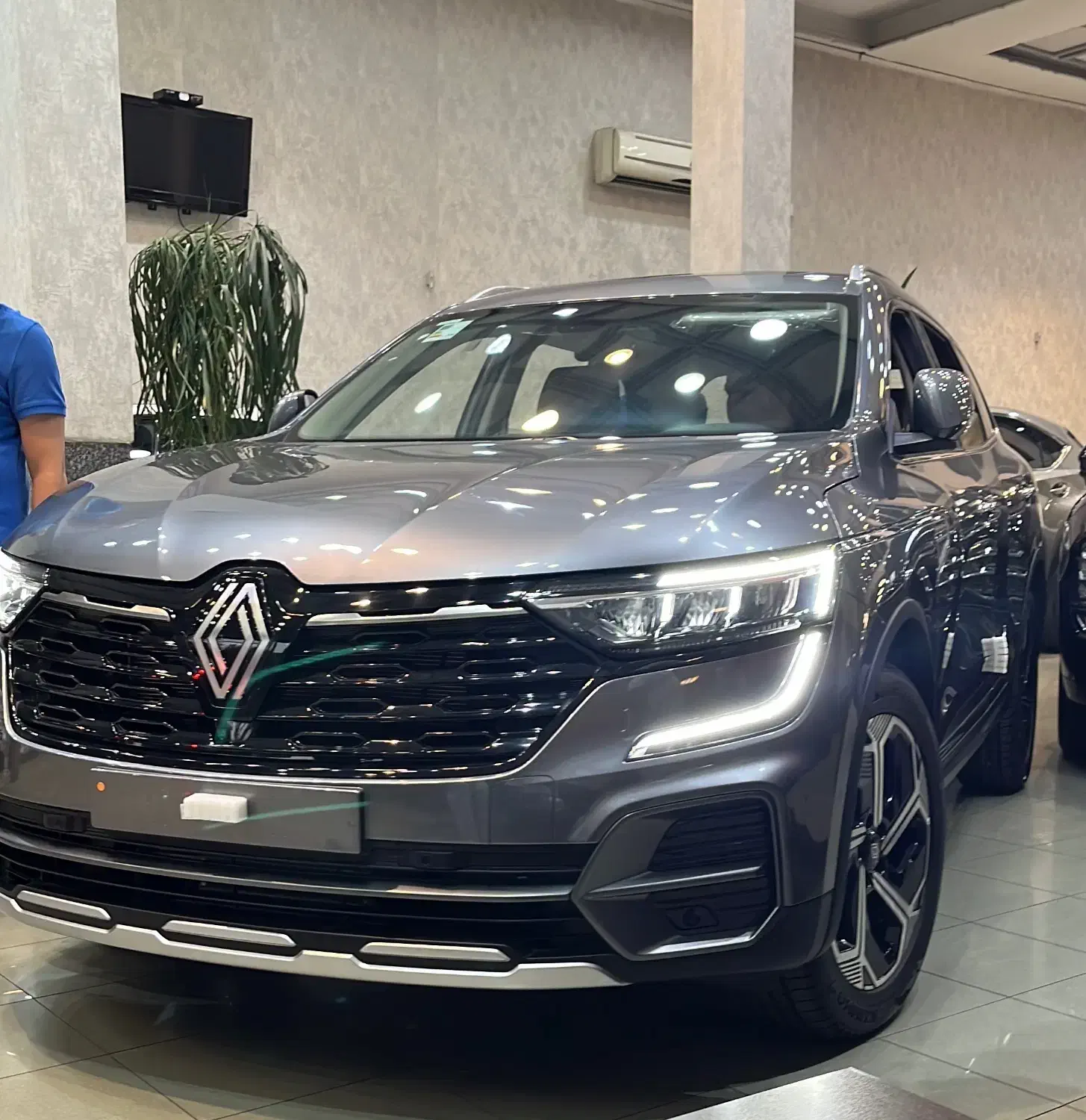 فروش خودرو رنو کوئوس ۲۰۲۵|خودرو سواری و وانت|بندرعباس, |دیوار