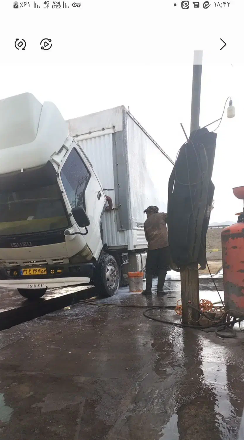 ایسوزو ۶ تن مسقف مدل ۸۶|خودرو سنگین|کاشان, فین بزرگ|دیوار