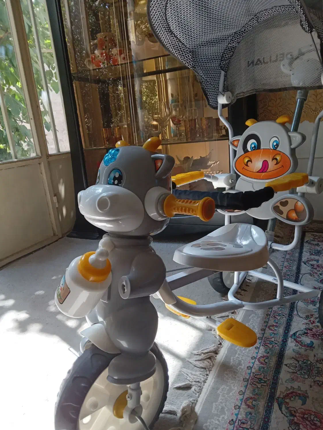 سه چرخ کودک سالم|اسباب‌بازی بچه|شاهین‌شهر, خانه کارگر|دیوار