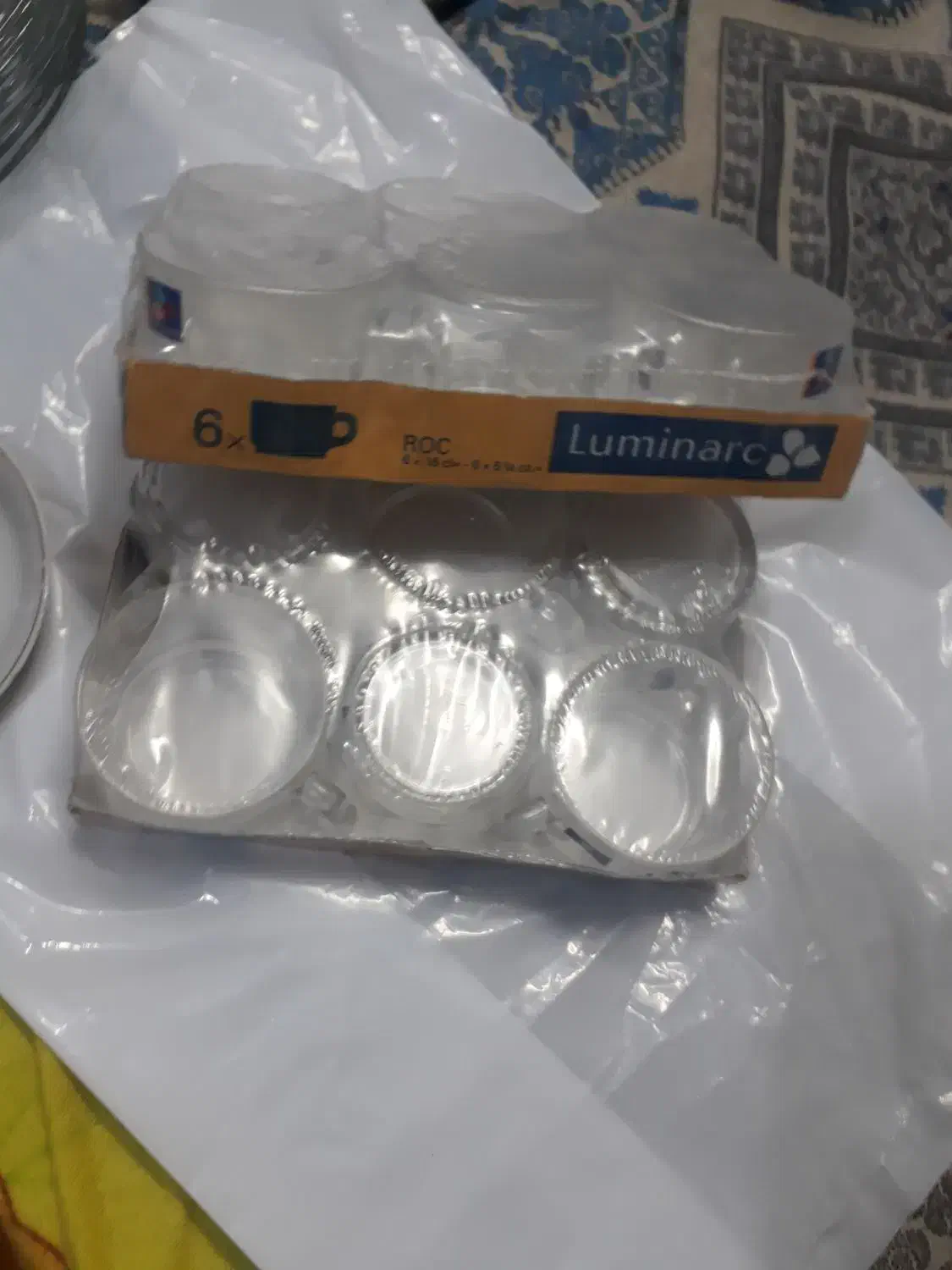 وسایل خونه نو بفروش میرسد به دلیل کمبود جا|ظروف سرو و پذیرایی|یزد, |دیوار