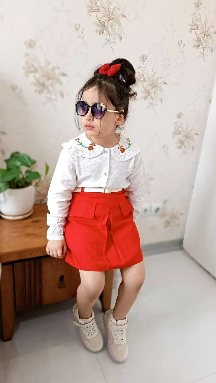 بلوز و دامن و کمربند|کفش و لباس بچه|بناب, |دیوار