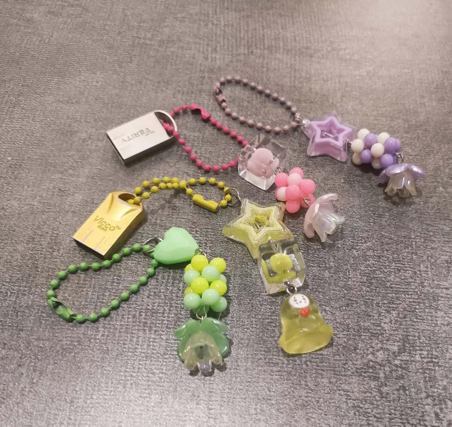 اویز موبایل|لوازم جانبی موبایل و تبلت|زاهدان, |دیوار