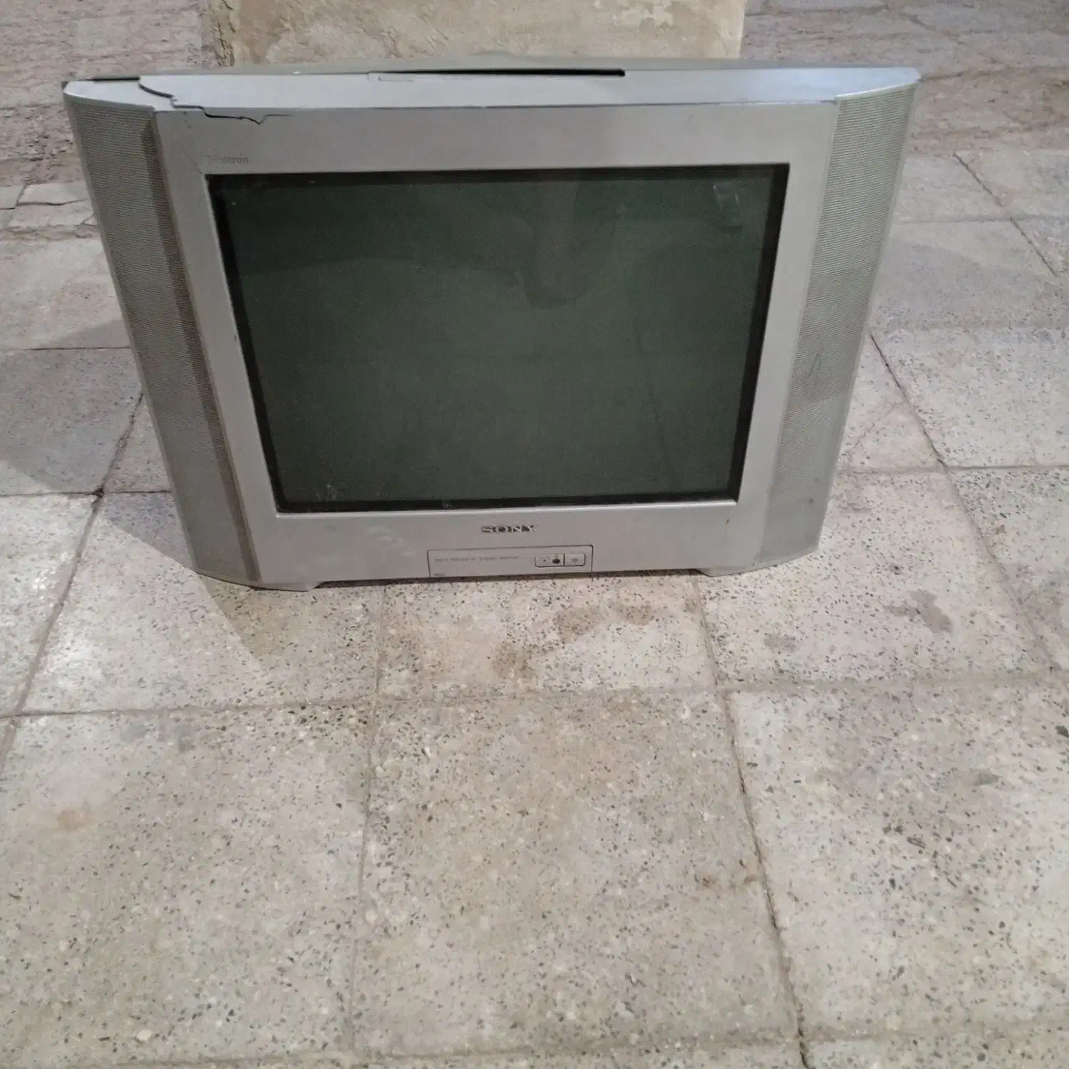 تلوزیون 21|تلویزیون و پروژکتور|نیریز, |دیوار