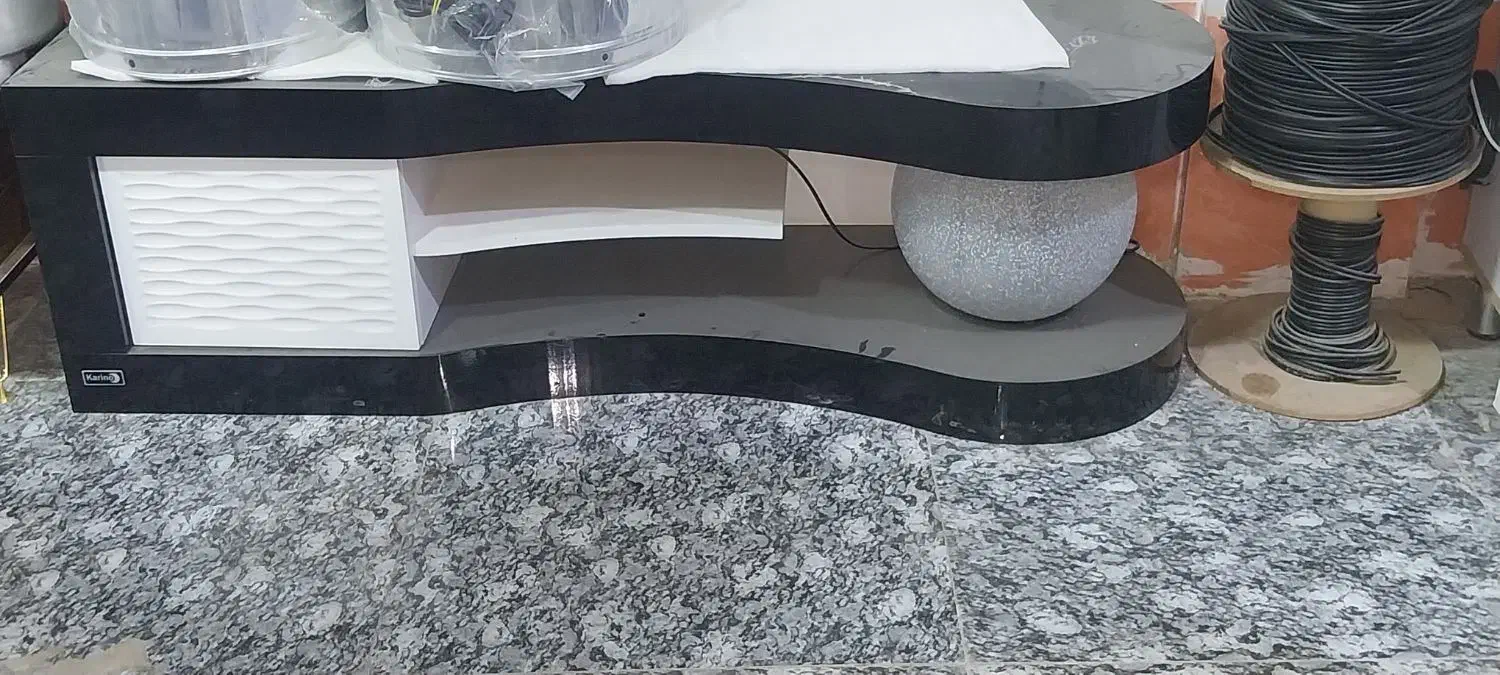 تعدادی میز تلویزیون ب قیمت عمده|میز تلویزیون|سرپل ذهاب, |دیوار